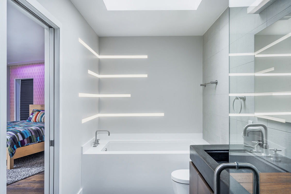 عکس نورپردازی حمام و سرویس بهداشتی